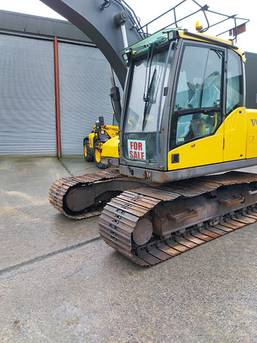 Volvo EC140CL - Bager: slika Volvo EC140CL - Bager Volvo EC140CL - Bager: slika Volvo EC140CL - Bager
