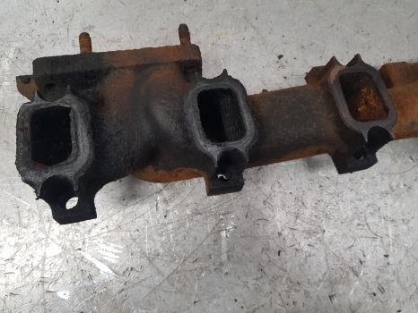 Case 5120, 5220 Exhaust Manifold J901919; 3901919; 76194614 - Ispušna grana za Traktor: slika Case 5120, 5220 Exhaust Manifold J901919; 3901919; 76194614 - Ispušna grana za Traktor Case 5120, 5220 Exhaust Manifold J901919; 3901919; 76194614 - Ispušna grana za Traktor: slika Case 5120, 5220 Exhaust Manifold J901919; 3901919; 76194614 - Ispušna grana za Traktor