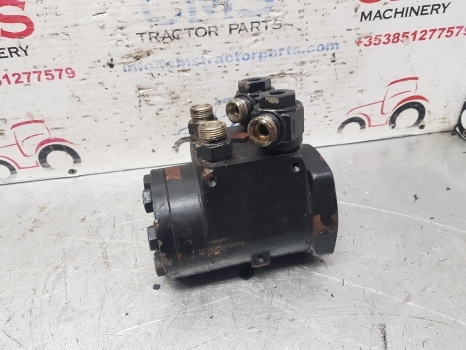 Case 956, 1056 Xl Zf Steering Orbital Unit 8492955172, 1328132c92 - Upravljački mehanizam za Traktor: slika Case 956, 1056 Xl Zf Steering Orbital Unit 8492955172, 1328132c92 - Upravljački mehanizam za Traktor Case 956, 1056 Xl Zf Steering Orbital Unit 8492955172, 1328132c92 - Upravljački mehanizam za Traktor: slika Case 956, 1056 Xl Zf Steering Orbital Unit 8492955172, 1328132c92 - Upravljački mehanizam za Traktor