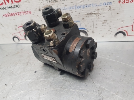 Case 956, 1056 Xl Zf Steering Orbital Unit 8492955172, 1328132c92 - Upravljački mehanizam za Traktor: slika Case 956, 1056 Xl Zf Steering Orbital Unit 8492955172, 1328132c92 - Upravljački mehanizam za Traktor Case 956, 1056 Xl Zf Steering Orbital Unit 8492955172, 1328132c92 - Upravljački mehanizam za Traktor: slika Case 956, 1056 Xl Zf Steering Orbital Unit 8492955172, 1328132c92 - Upravljački mehanizam za Traktor