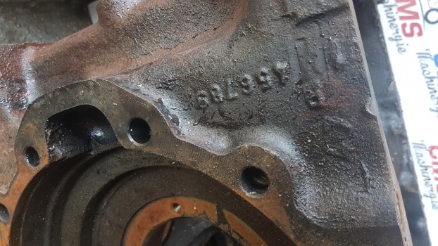 Case Mx And Mxc Rear Axle Housing 220169a1 - Stražnja osovina za Traktor: slika Case Mx And Mxc Rear Axle Housing 220169a1 - Stražnja osovina za Traktor Case Mx And Mxc Rear Axle Housing 220169a1 - Stražnja osovina za Traktor: slika Case Mx And Mxc Rear Axle Housing 220169a1 - Stražnja osovina za Traktor