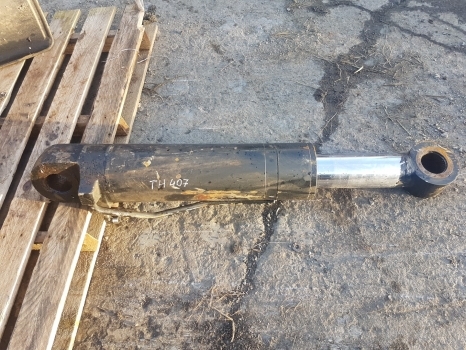 Caterpillar Th 407, Th 406 Hydraulic Tilt Cylinder 315-3965 - Hidraulični cilindar za Teleskopski rukovatelj: slika Caterpillar Th 407, Th 406 Hydraulic Tilt Cylinder 315-3965 - Hidraulični cilindar za Teleskopski rukovatelj Caterpillar Th 407, Th 406 Hydraulic Tilt Cylinder 315-3965 - Hidraulični cilindar za Teleskopski rukovatelj: slika Caterpillar Th 407, Th 406 Hydraulic Tilt Cylinder 315-3965 - Hidraulični cilindar za Teleskopski rukovatelj