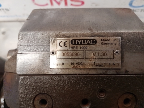 Claas Ares 836, 815, 816, 826 Suspension Controle Valve Parts Only 7700061891 - Ovjes za Traktor: slika Claas Ares 836, 815, 816, 826 Suspension Controle Valve Parts Only 7700061891 - Ovjes za Traktor Claas Ares 836, 815, 816, 826 Suspension Controle Valve Parts Only 7700061891 - Ovjes za Traktor: slika Claas Ares 836, 815, 816, 826 Suspension Controle Valve Parts Only 7700061891 - Ovjes za Traktor