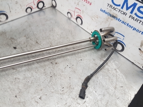 Claas Arion 600 Ser Hexashift, Cmatic 640 Fuel Sender Unit 0021992210, 21992210 - Sustav goriva za Traktor: slika Claas Arion 600 Ser Hexashift, Cmatic 640 Fuel Sender Unit 0021992210, 21992210 - Sustav goriva za Traktor Claas Arion 600 Ser Hexashift, Cmatic 640 Fuel Sender Unit 0021992210, 21992210 - Sustav goriva za Traktor: slika Claas Arion 600 Ser Hexashift, Cmatic 640 Fuel Sender Unit 0021992210, 21992210 - Sustav goriva za Traktor