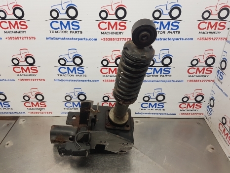 Claas Arion 640, 600, 500 Cab Back Suspension Support Assy Rhs 0021500984 - Ovjes kabine za Poljoprivredni strojevi: slika Claas Arion 640, 600, 500 Cab Back Suspension Support Assy Rhs 0021500984 - Ovjes kabine za Poljoprivredni strojevi Claas Arion 640, 600, 500 Cab Back Suspension Support Assy Rhs 0021500984 - Ovjes kabine za Poljoprivredni strojevi: slika Claas Arion 640, 600, 500 Cab Back Suspension Support Assy Rhs 0021500984 - Ovjes kabine za Poljoprivredni strojevi