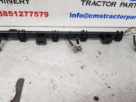 Claas Arion 640 A36, A37 Engine Injectors Wiring Loom 0011467660, 0011505370, - Kabeli/ Ožičenje za Traktor: slika Claas Arion 640 A36, A37 Engine Injectors Wiring Loom 0011467660, 0011505370, - Kabeli/ Ožičenje za Traktor Claas Arion 640 A36, A37 Engine Injectors Wiring Loom 0011467660, 0011505370, - Kabeli/ Ožičenje za Traktor: slika Claas Arion 640 A36, A37 Engine Injectors Wiring Loom 0011467660, 0011505370, - Kabeli/ Ožičenje za Traktor