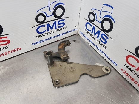 Claas Arion 640, Arion 600 Series, Brackets Re54563 - Brizgalica: slika Claas Arion 640, Arion 600 Series, Brackets Re54563 - Brizgalica Claas Arion 640, Arion 600 Series, Brackets Re54563 - Brizgalica: slika Claas Arion 640, Arion 600 Series, Brackets Re54563 - Brizgalica