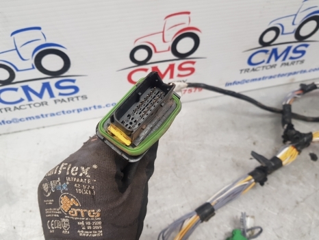 Claas Arion 640 Cab Wiring Loom 0022371370, 0022371372, 22371370, 22371372 - Kabeli/ Ožičenje za Traktor: slika Claas Arion 640 Cab Wiring Loom 0022371370, 0022371372, 22371370, 22371372 - Kabeli/ Ožičenje za Traktor Claas Arion 640 Cab Wiring Loom 0022371370, 0022371372, 22371370, 22371372 - Kabeli/ Ožičenje za Traktor: slika Claas Arion 640 Cab Wiring Loom 0022371370, 0022371372, 22371370, 22371372 - Kabeli/ Ožičenje za Traktor