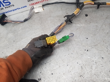 Claas Arion 640 Cab Wiring Loom 0022371370, 0022371372, 22371370, 22371372 - Kabeli/ Ožičenje za Traktor: slika Claas Arion 640 Cab Wiring Loom 0022371370, 0022371372, 22371370, 22371372 - Kabeli/ Ožičenje za Traktor Claas Arion 640 Cab Wiring Loom 0022371370, 0022371372, 22371370, 22371372 - Kabeli/ Ožičenje za Traktor: slika Claas Arion 640 Cab Wiring Loom 0022371370, 0022371372, 22371370, 22371372 - Kabeli/ Ožičenje za Traktor