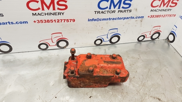 Hidraulika za Traktor David Brown 990, 1200, 1210, 1410  Hydraulic Distributor Block K919241, D919241: slika Hidraulika za Traktor David Brown 990, 1200, 1210, 1410  Hydraulic Distributor Block K919241, D919241