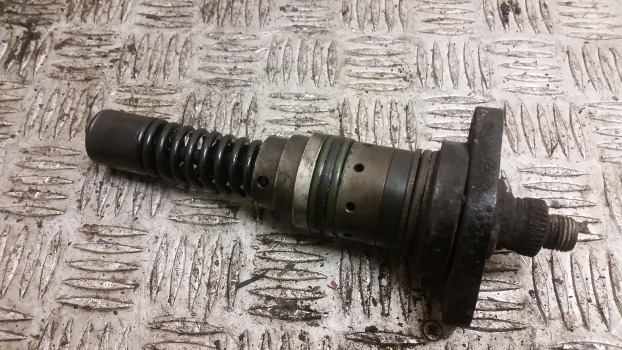 Deutz Agrotron 100, 120, 135, 150, 160, 175, 195, 200 Mk3 Injector Pump 02111335 - Brizgalica: slika Deutz Agrotron 100, 120, 135, 150, 160, 175, 195, 200 Mk3 Injector Pump 02111335 - Brizgalica Deutz Agrotron 100, 120, 135, 150, 160, 175, 195, 200 Mk3 Injector Pump 02111335 - Brizgalica: slika Deutz Agrotron 100, 120, 135, 150, 160, 175, 195, 200 Mk3 Injector Pump 02111335 - Brizgalica