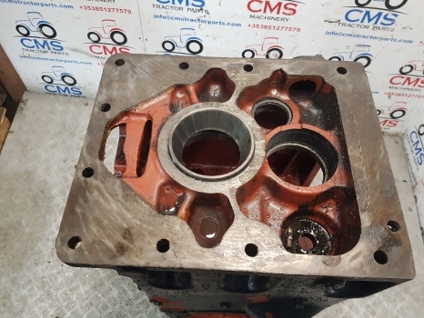 Deutz D7807c, D07c 6807, D07c7007 Transmission Housing 04341330, 4308937r - Mjenjač za Traktor: slika Deutz D7807c, D07c 6807, D07c7007 Transmission Housing 04341330, 4308937r - Mjenjač za Traktor Deutz D7807c, D07c 6807, D07c7007 Transmission Housing 04341330, 4308937r - Mjenjač za Traktor: slika Deutz D7807c, D07c 6807, D07c7007 Transmission Housing 04341330, 4308937r - Mjenjač za Traktor