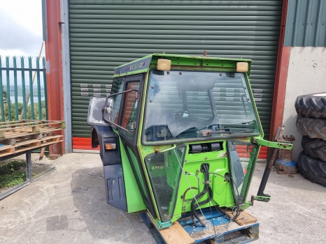 Deutz-fahr Dx85, Dx90, Dx110 Complete Cab Cab No59 - Kabina: slika Deutz-fahr Dx85, Dx90, Dx110 Complete Cab Cab No59 - Kabina Deutz-fahr Dx85, Dx90, Dx110 Complete Cab Cab No59 - Kabina: slika Deutz-fahr Dx85, Dx90, Dx110 Complete Cab Cab No59 - Kabina