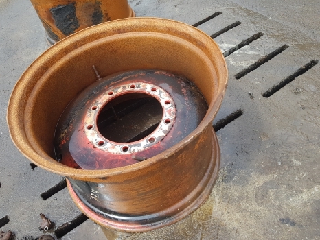 Fendt 724 S4 Massey Ferguson Front Wheel Rim W18x28, Red H718701024018 - Felga za Traktor: slika Fendt 724 S4 Massey Ferguson Front Wheel Rim W18x28, Red H718701024018 - Felga za Traktor Fendt 724 S4 Massey Ferguson Front Wheel Rim W18x28, Red H718701024018 - Felga za Traktor: slika Fendt 724 S4 Massey Ferguson Front Wheel Rim W18x28, Red H718701024018 - Felga za Traktor