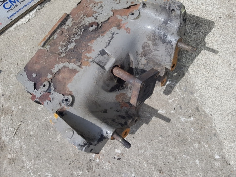 Fermec 660 Massey Ferguson 50hx, 60hx Front Axle Support Frame Bolster 3515080m1 - Ovjes: slika Fermec 660 Massey Ferguson 50hx, 60hx Front Axle Support Frame Bolster 3515080m1 - Ovjes Fermec 660 Massey Ferguson 50hx, 60hx Front Axle Support Frame Bolster 3515080m1 - Ovjes: slika Fermec 660 Massey Ferguson 50hx, 60hx Front Axle Support Frame Bolster 3515080m1 - Ovjes