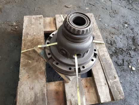Fiat 1180, 160-90, 180-90, 140-90 Rear Axle Differential Assy 5106055, 5106043 - Stražnja osovina: slika Fiat 1180, 160-90, 180-90, 140-90 Rear Axle Differential Assy 5106055, 5106043 - Stražnja osovina Fiat 1180, 160-90, 180-90, 140-90 Rear Axle Differential Assy 5106055, 5106043 - Stražnja osovina: slika Fiat 1180, 160-90, 180-90, 140-90 Rear Axle Differential Assy 5106055, 5106043 - Stražnja osovina