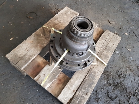Stražnja osovina Fiat 1180, 160-90, 180-90, 140-90 Rear Axle Differential Assy 5106055, 5106043: slika Stražnja osovina Fiat 1180, 160-90, 180-90, 140-90 Rear Axle Differential Assy 5106055, 5106043