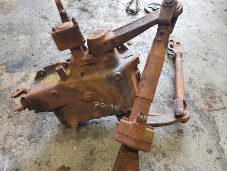 Hidraulika za Traktor Fiat 70-90, 80-90 Hydraulic Lift Cover Assy 5117164, 5125938, 5123957, 5123959: slika Hidraulika za Traktor Fiat 70-90, 80-90 Hydraulic Lift Cover Assy 5117164, 5125938, 5123957, 5123959