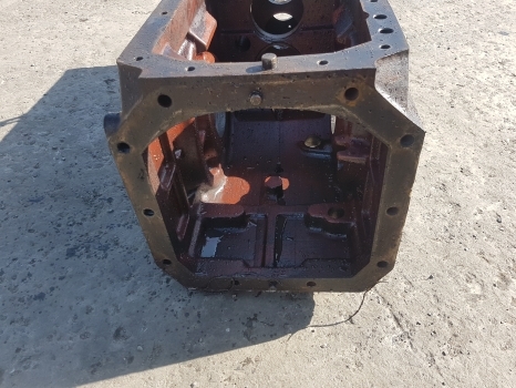 Fiat 70-90, 88, 90 Series, 80-90dt, 85-90, Rear Axle Housing 5125822 - Stražnja osovina: slika Fiat 70-90, 88, 90 Series, 80-90dt, 85-90, Rear Axle Housing 5125822 - Stražnja osovina Fiat 70-90, 88, 90 Series, 80-90dt, 85-90, Rear Axle Housing 5125822 - Stražnja osovina: slika Fiat 70-90, 88, 90 Series, 80-90dt, 85-90, Rear Axle Housing 5125822 - Stražnja osovina