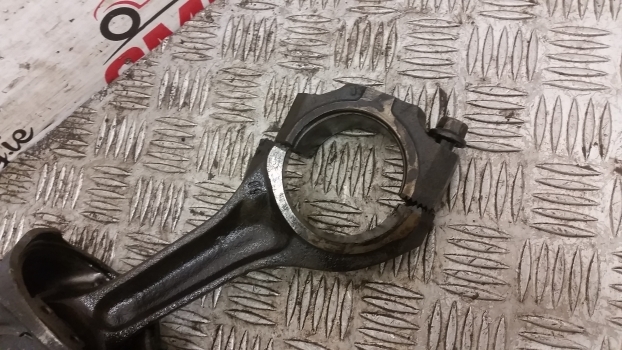 Fiat, Ford F, 90, 93, 94, L, 35, Tl F140 Piston And Con Rod 1930914, 98461753 - Klip/ Prsten/ Čahura za Traktor: slika Fiat, Ford F, 90, 93, 94, L, 35, Tl F140 Piston And Con Rod 1930914, 98461753 - Klip/ Prsten/ Čahura za Traktor Fiat, Ford F, 90, 93, 94, L, 35, Tl F140 Piston And Con Rod 1930914, 98461753 - Klip/ Prsten/ Čahura za Traktor: slika Fiat, Ford F, 90, 93, 94, L, 35, Tl F140 Piston And Con Rod 1930914, 98461753 - Klip/ Prsten/ Čahura za Traktor