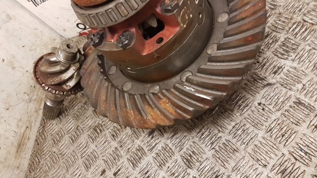 Ford 10, 100, 600 Rear Bevel Gear Differential E0nn4209ca, E0nn4610da, 83927041 - Diferencijalni zupčanik za Traktor: slika Ford 10, 100, 600 Rear Bevel Gear Differential E0nn4209ca, E0nn4610da, 83927041 - Diferencijalni zupčanik za Traktor Ford 10, 100, 600 Rear Bevel Gear Differential E0nn4209ca, E0nn4610da, 83927041 - Diferencijalni zupčanik za Traktor: slika Ford 10, 100, 600 Rear Bevel Gear Differential E0nn4209ca, E0nn4610da, 83927041 - Diferencijalni zupčanik za Traktor
