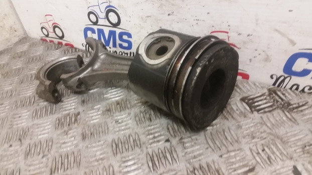 Ford 10, 10s, 40 Ser 7740 Piston Assy With Con Rod 81873453, 84144055, 47985627 - Motor i dijelovi: slika Ford 10, 10s, 40 Ser 7740 Piston Assy With Con Rod 81873453, 84144055, 47985627 - Motor i dijelovi Ford 10, 10s, 40 Ser 7740 Piston Assy With Con Rod 81873453, 84144055, 47985627 - Motor i dijelovi: slika Ford 10, 10s, 40 Ser 7740 Piston Assy With Con Rod 81873453, 84144055, 47985627 - Motor i dijelovi