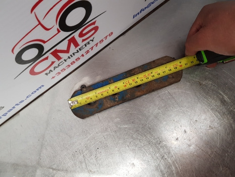 Ford 10, 30, 40, Tw Series, Weight Plate Clamp 82005143, E0nn3n245aa11b - Protuuteg: slika Ford 10, 30, 40, Tw Series, Weight Plate Clamp 82005143, E0nn3n245aa11b - Protuuteg Ford 10, 30, 40, Tw Series, Weight Plate Clamp 82005143, E0nn3n245aa11b - Protuuteg: slika Ford 10, 30, 40, Tw Series, Weight Plate Clamp 82005143, E0nn3n245aa11b - Protuuteg