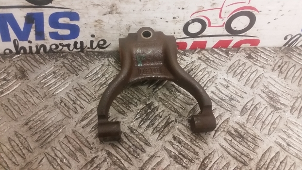 Ford 2600, 3600, 2000 Rear Axle Differential Lock Fork C5nn4n053a, C7nn7n515 - Diferencijalni zupčanik za Traktor: slika Ford 2600, 3600, 2000 Rear Axle Differential Lock Fork C5nn4n053a, C7nn7n515 - Diferencijalni zupčanik za Traktor Ford 2600, 3600, 2000 Rear Axle Differential Lock Fork C5nn4n053a, C7nn7n515 - Diferencijalni zupčanik za Traktor: slika Ford 2600, 3600, 2000 Rear Axle Differential Lock Fork C5nn4n053a, C7nn7n515 - Diferencijalni zupčanik za Traktor