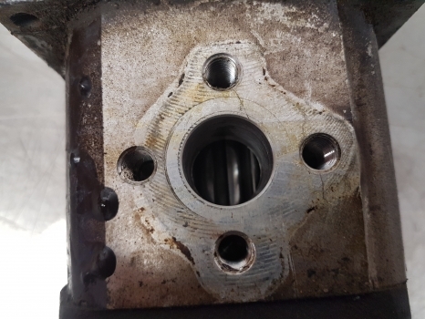Ford 30 Seriesfiat 90-90, 56, 66, 76, 86 Series Single Hydraulic Pump 0510625362 - Hidraulična pumpa za Traktor: slika Ford 30 Seriesfiat 90-90, 56, 66, 76, 86 Series Single Hydraulic Pump 0510625362 - Hidraulična pumpa za Traktor Ford 30 Seriesfiat 90-90, 56, 66, 76, 86 Series Single Hydraulic Pump 0510625362 - Hidraulična pumpa za Traktor: slika Ford 30 Seriesfiat 90-90, 56, 66, 76, 86 Series Single Hydraulic Pump 0510625362 - Hidraulična pumpa za Traktor