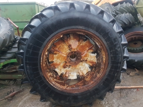 Ford 30, Tw, 40 Series Tw15, 8530, Tw20 Rear Adjustable Wheel Ant Tyre 18.4r38 - Kompletan kotač za Traktor: slika Ford 30, Tw, 40 Series Tw15, 8530, Tw20 Rear Adjustable Wheel Ant Tyre 18.4r38 - Kompletan kotač za Traktor Ford 30, Tw, 40 Series Tw15, 8530, Tw20 Rear Adjustable Wheel Ant Tyre 18.4r38 - Kompletan kotač za Traktor: slika Ford 30, Tw, 40 Series Tw15, 8530, Tw20 Rear Adjustable Wheel Ant Tyre 18.4r38 - Kompletan kotač za Traktor