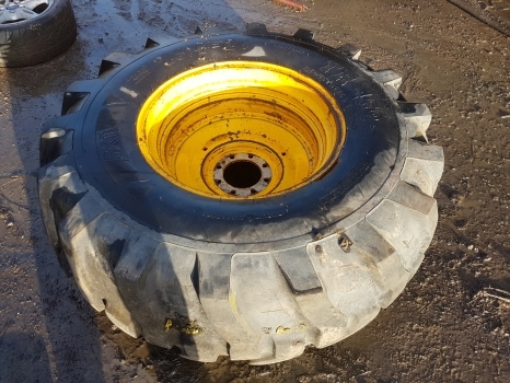 Ford 4550 Rear Wheel Rim And Tyre 18.4-26, 1 Inch Grip, 6 Inches Centre Hole - Kompletan kotač za Traktor: slika Ford 4550 Rear Wheel Rim And Tyre 18.4-26, 1 Inch Grip, 6 Inches Centre Hole - Kompletan kotač za Traktor Ford 4550 Rear Wheel Rim And Tyre 18.4-26, 1 Inch Grip, 6 Inches Centre Hole - Kompletan kotač za Traktor: slika Ford 4550 Rear Wheel Rim And Tyre 18.4-26, 1 Inch Grip, 6 Inches Centre Hole - Kompletan kotač za Traktor