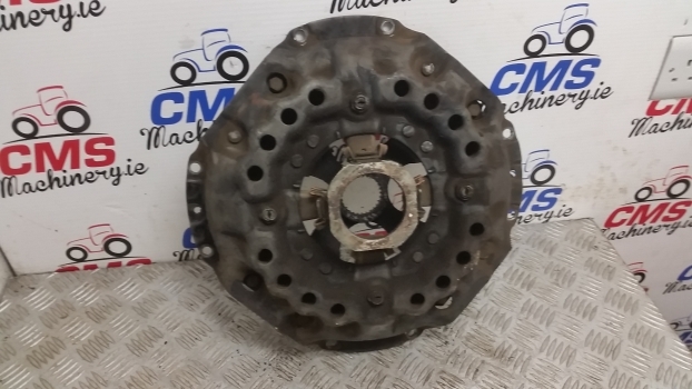 Ford 4610 10, 30 Series 4 Cyl Clutch Pressure Plate 81814055, C5nn7n513a - Kvačilo i dijelovi za Traktor: slika Ford 4610 10, 30 Series 4 Cyl Clutch Pressure Plate 81814055, C5nn7n513a - Kvačilo i dijelovi za Traktor Ford 4610 10, 30 Series 4 Cyl Clutch Pressure Plate 81814055, C5nn7n513a - Kvačilo i dijelovi za Traktor: slika Ford 4610 10, 30 Series 4 Cyl Clutch Pressure Plate 81814055, C5nn7n513a - Kvačilo i dijelovi za Traktor