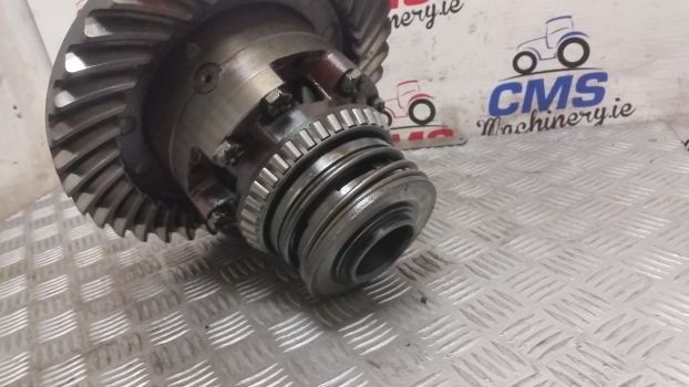 Ford 5000 Rear Bevel Gear (37:6) 81824192 And Differential C7nn4206a, 81816247 - Diferencijalni zupčanik za Traktor: slika Ford 5000 Rear Bevel Gear (37:6) 81824192 And Differential C7nn4206a, 81816247 - Diferencijalni zupčanik za Traktor Ford 5000 Rear Bevel Gear (37:6) 81824192 And Differential C7nn4206a, 81816247 - Diferencijalni zupčanik za Traktor: slika Ford 5000 Rear Bevel Gear (37:6) 81824192 And Differential C7nn4206a, 81816247 - Diferencijalni zupčanik za Traktor