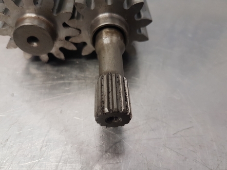 Ford 5640, 6640, 7740, 7840, 8240 Hydraulic Pump Gear And Shaft Z12 F1nne866aa - Hidraulična pumpa za Traktor: slika Ford 5640, 6640, 7740, 7840, 8240 Hydraulic Pump Gear And Shaft Z12 F1nne866aa - Hidraulična pumpa za Traktor Ford 5640, 6640, 7740, 7840, 8240 Hydraulic Pump Gear And Shaft Z12 F1nne866aa - Hidraulična pumpa za Traktor: slika Ford 5640, 6640, 7740, 7840, 8240 Hydraulic Pump Gear And Shaft Z12 F1nne866aa - Hidraulična pumpa za Traktor