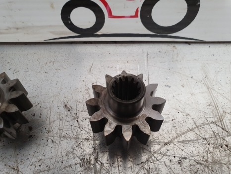 Ford 6640, 5640, 7740, 7840, 8240, 8340 Hydraulic Pump Gear Z 12 - Hidraulična pumpa za Traktor: slika Ford 6640, 5640, 7740, 7840, 8240, 8340 Hydraulic Pump Gear Z 12 - Hidraulična pumpa za Traktor Ford 6640, 5640, 7740, 7840, 8240, 8340 Hydraulic Pump Gear Z 12 - Hidraulična pumpa za Traktor: slika Ford 6640, 5640, 7740, 7840, 8240, 8340 Hydraulic Pump Gear Z 12 - Hidraulična pumpa za Traktor