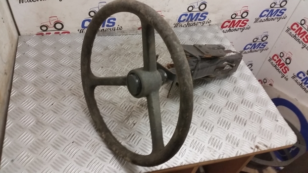 Ford 7840, 40 Series Steering Column Assembly With Steering Wheel 82009382 - Volan za Traktor: slika Ford 7840, 40 Series Steering Column Assembly With Steering Wheel 82009382 - Volan za Traktor Ford 7840, 40 Series Steering Column Assembly With Steering Wheel 82009382 - Volan za Traktor: slika Ford 7840, 40 Series Steering Column Assembly With Steering Wheel 82009382 - Volan za Traktor