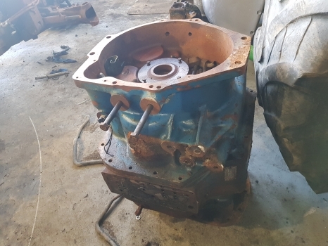 Ford 8530, 8630, 8730, 8830 Transmission Housing Powershift 81867871, F0nn7003ba - Mjenjač za Traktor: slika Ford 8530, 8630, 8730, 8830 Transmission Housing Powershift 81867871, F0nn7003ba - Mjenjač za Traktor Ford 8530, 8630, 8730, 8830 Transmission Housing Powershift 81867871, F0nn7003ba - Mjenjač za Traktor: slika Ford 8530, 8630, 8730, 8830 Transmission Housing Powershift 81867871, F0nn7003ba - Mjenjač za Traktor