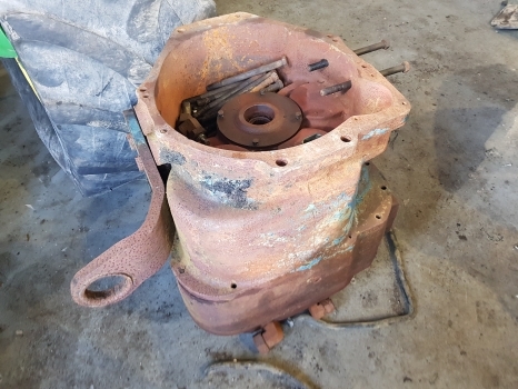 Ford 8530, 8630, 8730, 8830 Transmission Housing Powershift 81867871, F0nn7003ba - Mjenjač za Traktor: slika Ford 8530, 8630, 8730, 8830 Transmission Housing Powershift 81867871, F0nn7003ba - Mjenjač za Traktor Ford 8530, 8630, 8730, 8830 Transmission Housing Powershift 81867871, F0nn7003ba - Mjenjač za Traktor: slika Ford 8530, 8630, 8730, 8830 Transmission Housing Powershift 81867871, F0nn7003ba - Mjenjač za Traktor