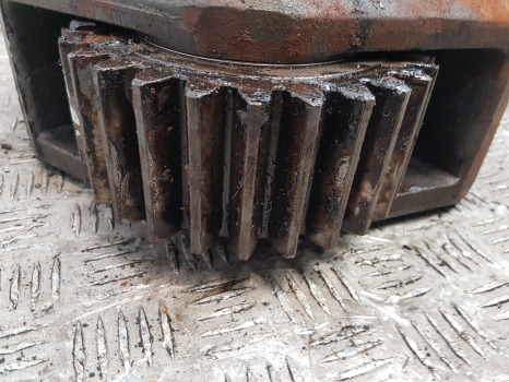 Ford 8630, Fiat 160-90, 180-90 Rear Axle Gear Carrier Assy 5136129, 5136127 - Stražnja osovina: slika Ford 8630, Fiat 160-90, 180-90 Rear Axle Gear Carrier Assy 5136129, 5136127 - Stražnja osovina Ford 8630, Fiat 160-90, 180-90 Rear Axle Gear Carrier Assy 5136129, 5136127 - Stražnja osovina: slika Ford 8630, Fiat 160-90, 180-90 Rear Axle Gear Carrier Assy 5136129, 5136127 - Stražnja osovina
