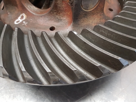Ford New 8630, Tw15, Tw25 Rear Axle Bevel Gear Differential E9nn4209aa, 83977187 - Diferencijalni zupčanik za Traktor: slika Ford New 8630, Tw15, Tw25 Rear Axle Bevel Gear Differential E9nn4209aa, 83977187 - Diferencijalni zupčanik za Traktor Ford New 8630, Tw15, Tw25 Rear Axle Bevel Gear Differential E9nn4209aa, 83977187 - Diferencijalni zupčanik za Traktor: slika Ford New 8630, Tw15, Tw25 Rear Axle Bevel Gear Differential E9nn4209aa, 83977187 - Diferencijalni zupčanik za Traktor
