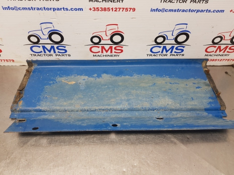 Ford New Holland 7740, 40 Series Cab Center Mudguard Panel Rhs 82003107 - Blatobran: slika Ford New Holland 7740, 40 Series Cab Center Mudguard Panel Rhs 82003107 - Blatobran Ford New Holland 7740, 40 Series Cab Center Mudguard Panel Rhs 82003107 - Blatobran: slika Ford New Holland 7740, 40 Series Cab Center Mudguard Panel Rhs 82003107 - Blatobran