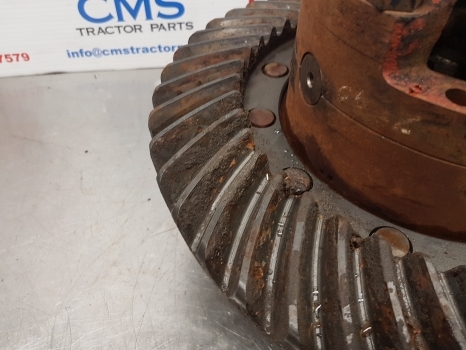 Ford New Holland 7840, Ts, 40, Bevel Gear And Differential 81866326, F0nn4209ca - Diferencijalni zupčanik za Poljoprivredni strojevi: slika Ford New Holland 7840, Ts, 40, Bevel Gear And Differential 81866326, F0nn4209ca - Diferencijalni zupčanik za Poljoprivredni strojevi Ford New Holland 7840, Ts, 40, Bevel Gear And Differential 81866326, F0nn4209ca - Diferencijalni zupčanik za Poljoprivredni strojevi: slika Ford New Holland 7840, Ts, 40, Bevel Gear And Differential 81866326, F0nn4209ca - Diferencijalni zupčanik za Poljoprivredni strojevi