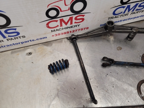 Ford Tw20 Transmission Assorted Parts - Mjenjač: slika Ford Tw20 Transmission Assorted Parts - Mjenjač Ford Tw20 Transmission Assorted Parts - Mjenjač: slika Ford Tw20 Transmission Assorted Parts - Mjenjač