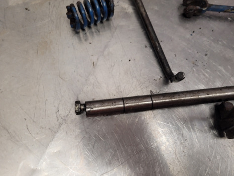 Ford Tw20 Transmission Assorted Parts - Mjenjač: slika Ford Tw20 Transmission Assorted Parts - Mjenjač Ford Tw20 Transmission Assorted Parts - Mjenjač: slika Ford Tw20 Transmission Assorted Parts - Mjenjač