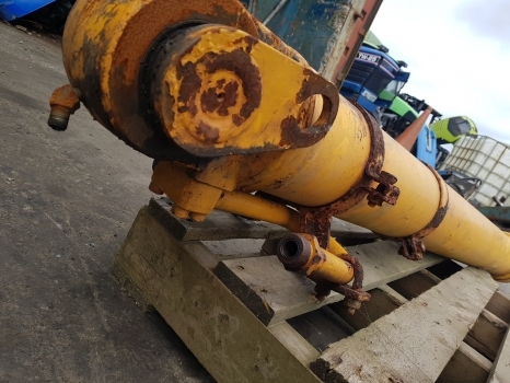 Hidraulični cilindar za Traktor Hyundai 160lc7, R180lc7, R160lc7a  Hydraulic Boom Arm Ram Cylinder 31n5-50131: slika Hidraulični cilindar za Traktor Hyundai 160lc7, R180lc7, R160lc7a  Hydraulic Boom Arm Ram Cylinder 31n5-50131 Hidraulični cilindar za Traktor Hyundai 160lc7, R180lc7, R160lc7a  Hydraulic Boom Arm Ram Cylinder 31n5-50131: slika Hidraulični cilindar za Traktor Hyundai 160lc7, R180lc7, R160lc7a  Hydraulic Boom Arm Ram Cylinder 31n5-50131