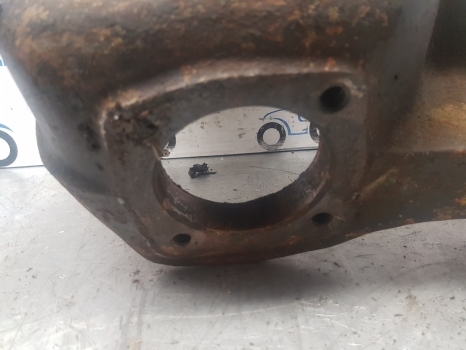 Jcb 2cx Front Axle Swivel Housing 448/54601, 448/54604, 904/50047 - Prednja osovina za Rovokopač-utovarivač: slika Jcb 2cx Front Axle Swivel Housing 448/54601, 448/54604, 904/50047 - Prednja osovina za Rovokopač-utovarivač Jcb 2cx Front Axle Swivel Housing 448/54601, 448/54604, 904/50047 - Prednja osovina za Rovokopač-utovarivač: slika Jcb 2cx Front Axle Swivel Housing 448/54601, 448/54604, 904/50047 - Prednja osovina za Rovokopač-utovarivač