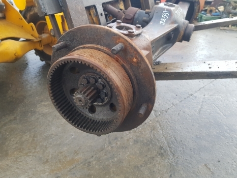 Jcb 531-70, 536-60 Rear Axle Assembly Nut 448/17302p, 448/16501p, 458/m6947 - Stražnja osovina za Teleskopski rukovatelj: slika Jcb 531-70, 536-60 Rear Axle Assembly Nut 448/17302p, 448/16501p, 458/m6947 - Stražnja osovina za Teleskopski rukovatelj Jcb 531-70, 536-60 Rear Axle Assembly Nut 448/17302p, 448/16501p, 458/m6947 - Stražnja osovina za Teleskopski rukovatelj: slika Jcb 531-70, 536-60 Rear Axle Assembly Nut 448/17302p, 448/16501p, 458/m6947 - Stražnja osovina za Teleskopski rukovatelj