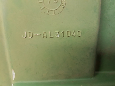 John Deere 2040, 2140, 1640, 2550 Battery Cowl Cover Left Al31040 - Karoserija i eksterijer: slika John Deere 2040, 2140, 1640, 2550 Battery Cowl Cover Left Al31040 - Karoserija i eksterijer John Deere 2040, 2140, 1640, 2550 Battery Cowl Cover Left Al31040 - Karoserija i eksterijer: slika John Deere 2040, 2140, 1640, 2550 Battery Cowl Cover Left Al31040 - Karoserija i eksterijer