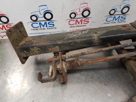John Deere 3040, 2040, 1840, 1640, 2140 Steering Wheel And Column Assy Al27982 - Upravljački mehanizam za Traktor: slika John Deere 3040, 2040, 1840, 1640, 2140 Steering Wheel And Column Assy Al27982 - Upravljački mehanizam za Traktor John Deere 3040, 2040, 1840, 1640, 2140 Steering Wheel And Column Assy Al27982 - Upravljački mehanizam za Traktor: slika John Deere 3040, 2040, 1840, 1640, 2140 Steering Wheel And Column Assy Al27982 - Upravljački mehanizam za Traktor