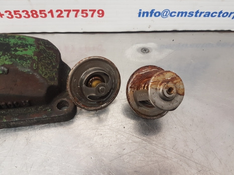 John Deere 6200, 6000j, 6000l, 6820, 6920 Thermostat Housing R106821 - Termostat za Poljoprivredni strojevi: slika John Deere 6200, 6000j, 6000l, 6820, 6920 Thermostat Housing R106821 - Termostat za Poljoprivredni strojevi John Deere 6200, 6000j, 6000l, 6820, 6920 Thermostat Housing R106821 - Termostat za Poljoprivredni strojevi: slika John Deere 6200, 6000j, 6000l, 6820, 6920 Thermostat Housing R106821 - Termostat za Poljoprivredni strojevi